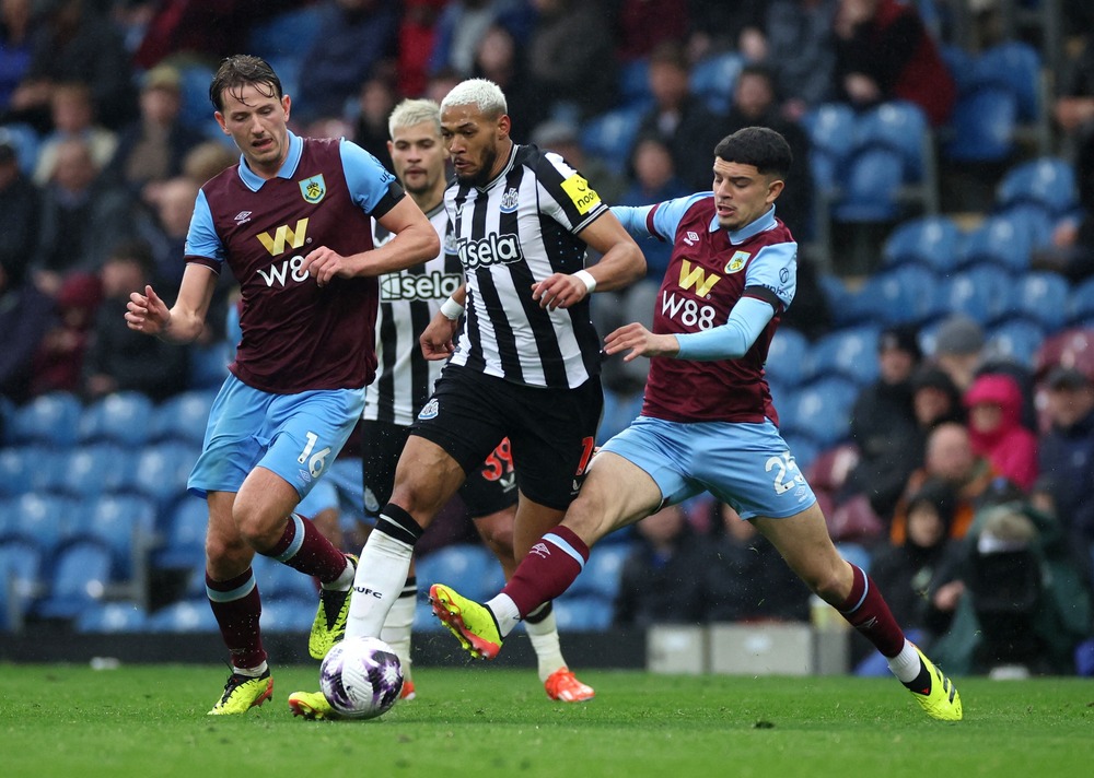 Nhận định soi kèo Burnley vs Newcastle United lúc 02h30 ngày 31/12/2025 nhan-dinh-soi-keo-burnley-vs-newcastle-united-luc-02h30-ngay-31-12-2025-1