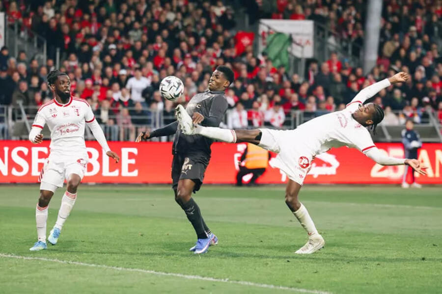 Brest vs Rennes (00:00 – 05/04) | Xem lại trận đấu